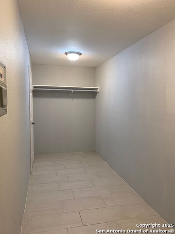 Image 12 of 14 For 820 Frank