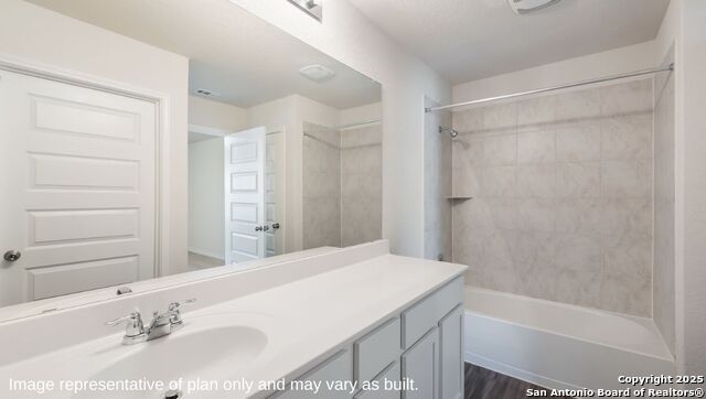 Image 22 of 31 For 20911 Stonework Spur