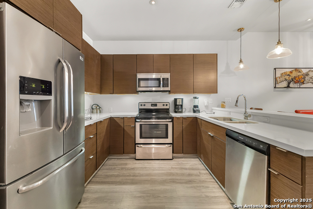 Image 3 of 22 For 17902 La Cantera Pkwy  505