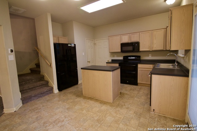 Image 4 of 22 For 7 Claybrook