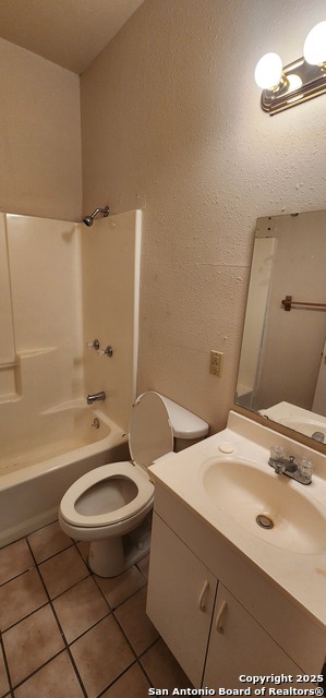 Image 5 of 19 For 7719 Linkside