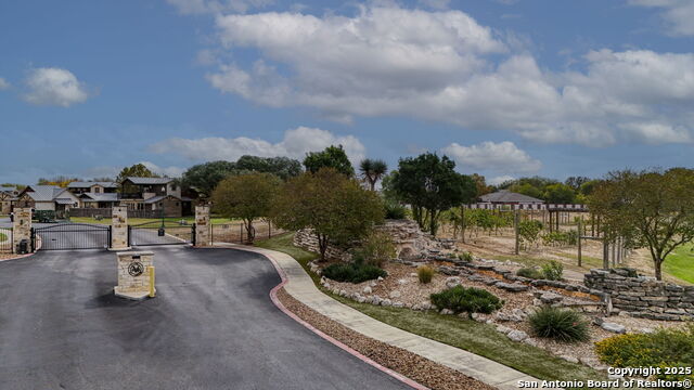 Image 15 of 15 For 1614 Gruene Vineyard