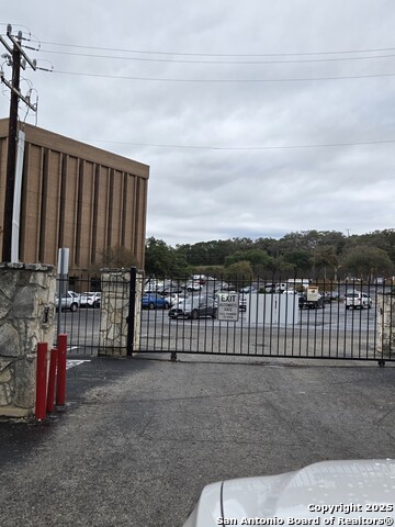 Image 9 of 35 For 7738 Chambers Rd  1101