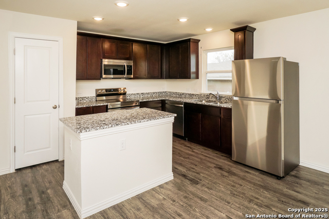 Image 7 of 21 For 5334 Natho  