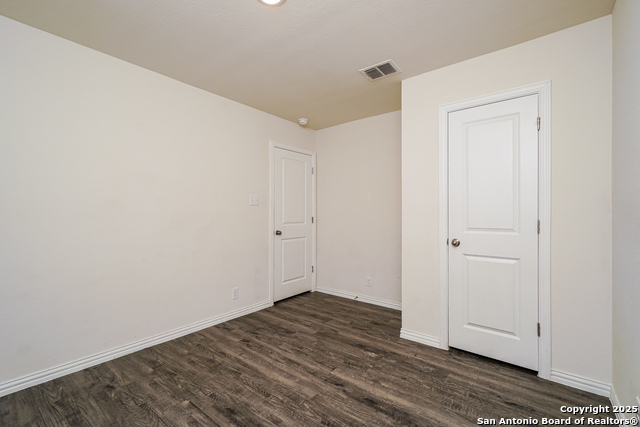 Image 14 of 21 For 728 Newton