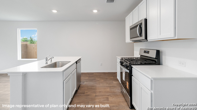 Listing photo id 3 for 14706 Clay Ridge Run