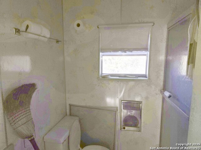 Image 6 of 21 For 00 Cr 123