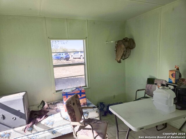 Image 7 of 21 For 00 Cr 123