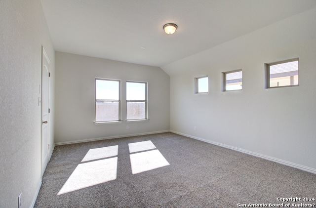 Listing photo id 8 for 820 Little Pebble