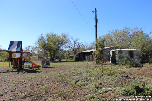 Image 25 of 30 For 323 Ferryboat Lane