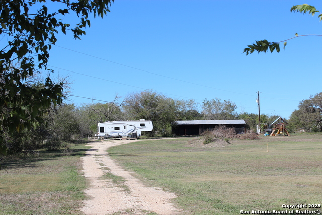 Image 5 of 30 For 323 Ferryboat Lane