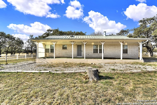 Image 12 of 51 For 16103 State Highway 16 N