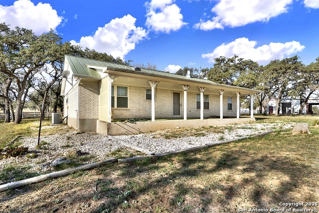 Image 14 of 51 For 16103 State Highway 16 N