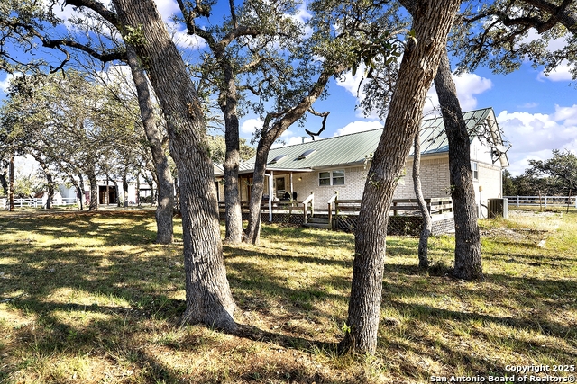 Image 15 of 51 For 16103 State Highway 16 N