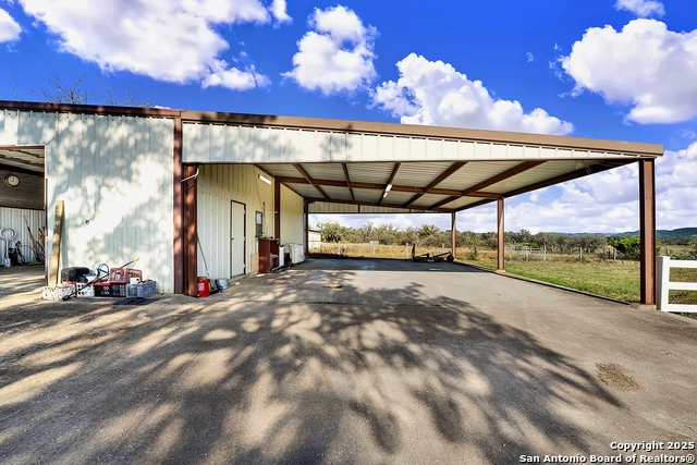 Image 21 of 51 For 16103 State Highway 16 N