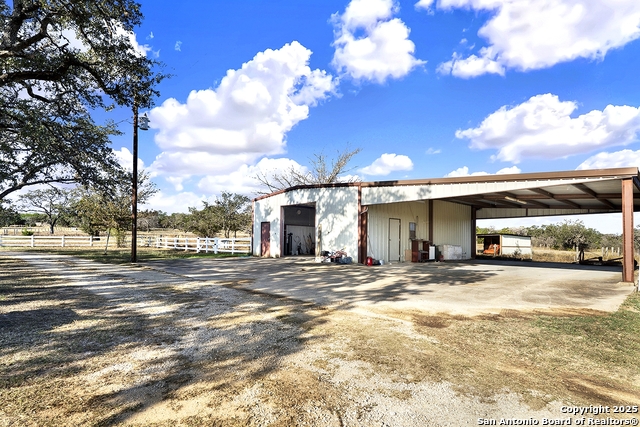 Image 23 of 51 For 16103 State Highway 16 N