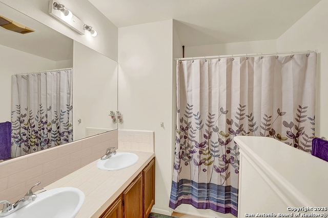 Image 36 of 51 For 16103 State Highway 16 N