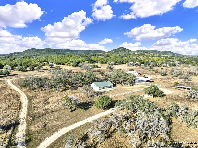 Image 7 of 51 For 16103 State Highway 16 N