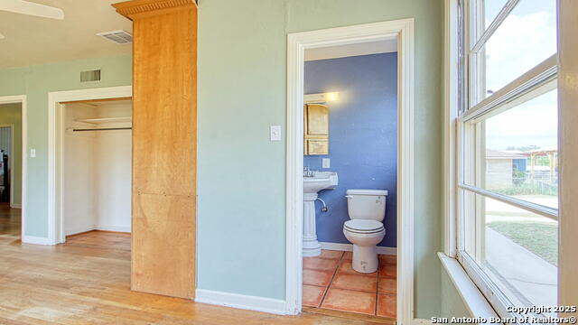 Image 24 of 41 For 912 4th St