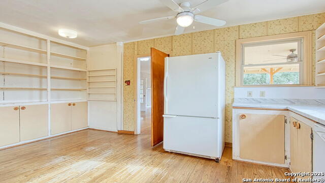 Image 28 of 41 For 912 4th St