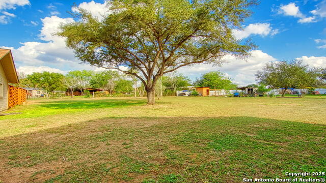 Image 8 of 41 For 912 4th St