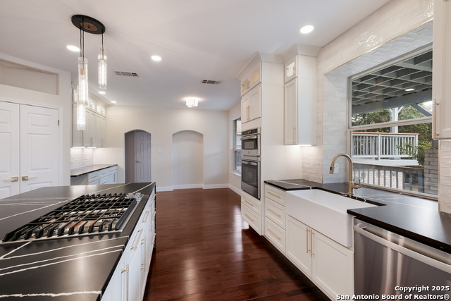 Image 22 of 41 For 726 Mello Oak