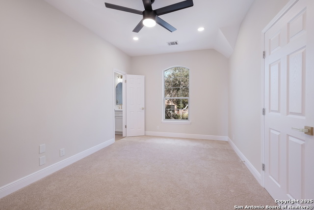 Image 32 of 41 For 726 Mello Oak