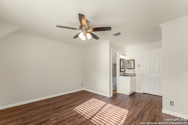 Image 16 of 30 For 12204 Apricot Dr