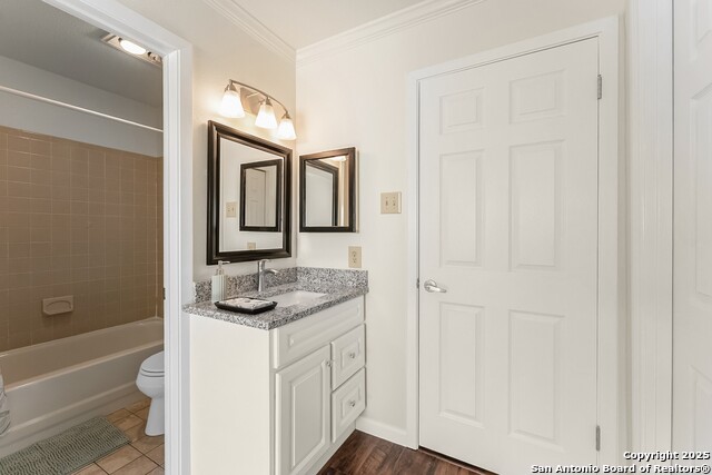 Image 17 of 30 For 12204 Apricot Dr