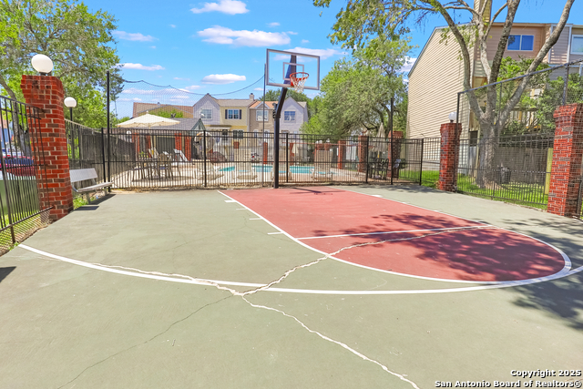 Image 30 of 30 For 12204 Apricot Dr