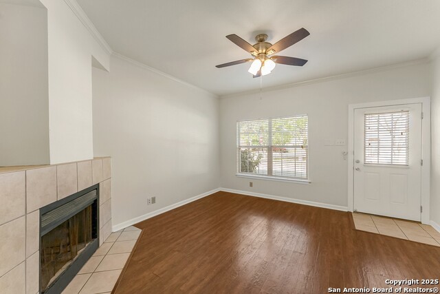 Image 4 of 30 For 12204 Apricot Dr