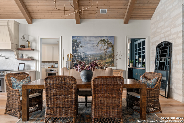 Image 14 of 42 For 4412 Comanche Trace Drive