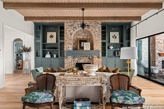 Image 16 of 42 For 4412 Comanche Trace Drive