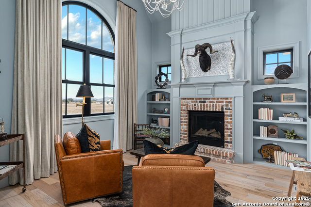 Image 21 of 42 For 4412 Comanche Trace Drive