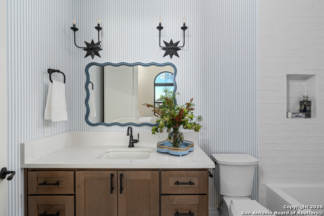 Image 32 of 42 For 4412 Comanche Trace Drive