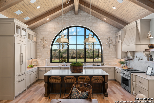 Image 9 of 42 For 4412 Comanche Trace Drive