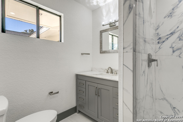 Image 18 of 36 For 427 Laramie