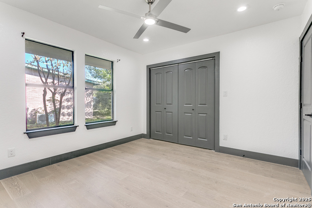 Image 28 of 36 For 427 Laramie