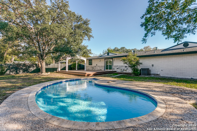 Image 36 of 36 For 427 Laramie