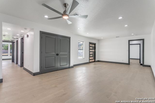 Image 9 of 36 For 427 Laramie