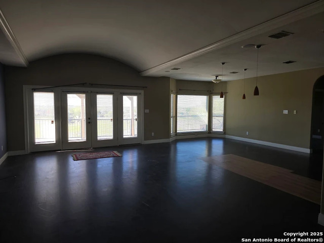 Image 12 of 14 For 12219 Course View