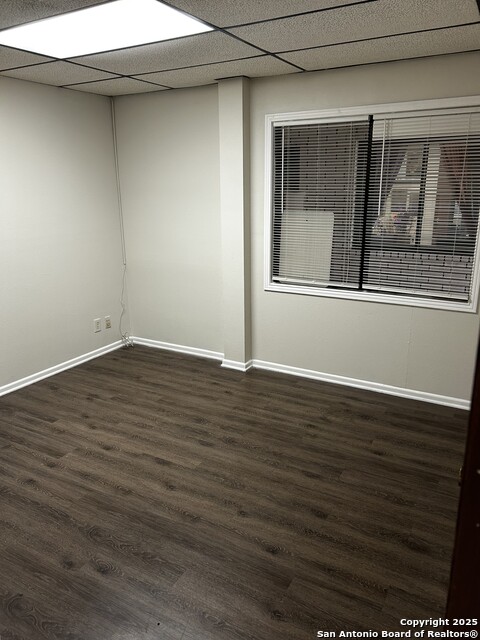 Listing photo id 9 for 4407 Walzem Rd  105