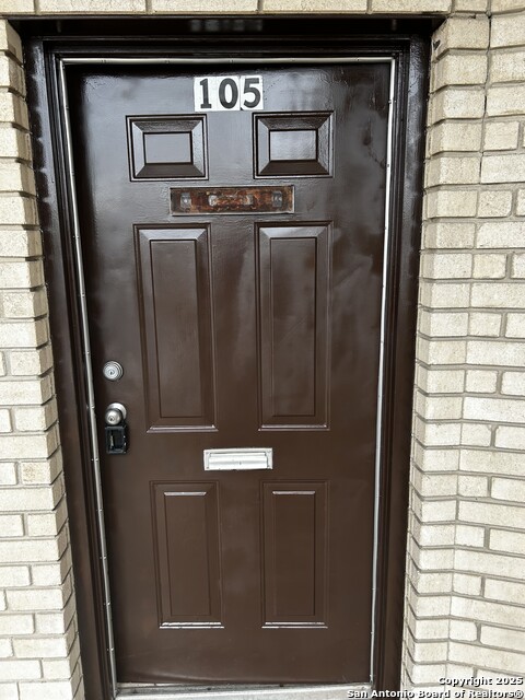 Listing photo id 1 for 4407 Walzem Rd  105