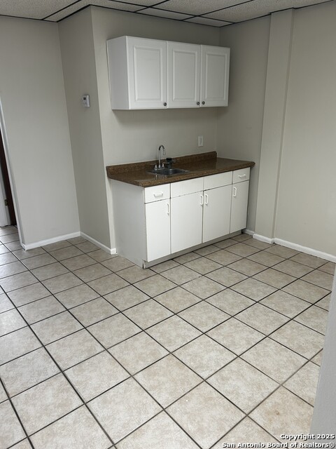 Listing photo id 4 for 4407 Walzem Rd  105