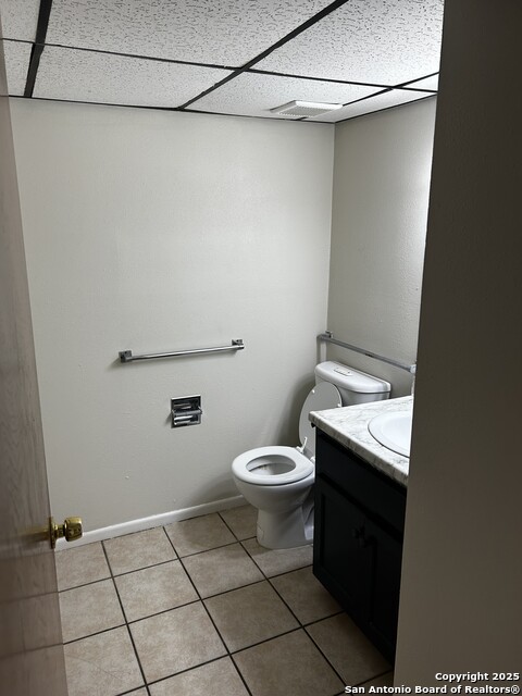 Listing photo id 6 for 4407 Walzem Rd  105