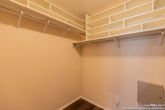 Image 10 of 31 For 7910 Lattimer Pond