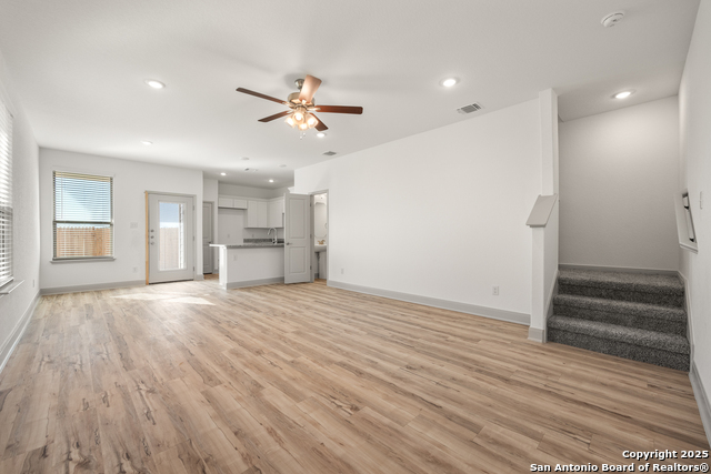 Image 3 of 17 For 7515 Gramercy  101