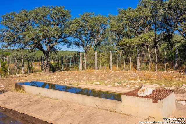 Listing photo id 16 for 852 Sd #24755