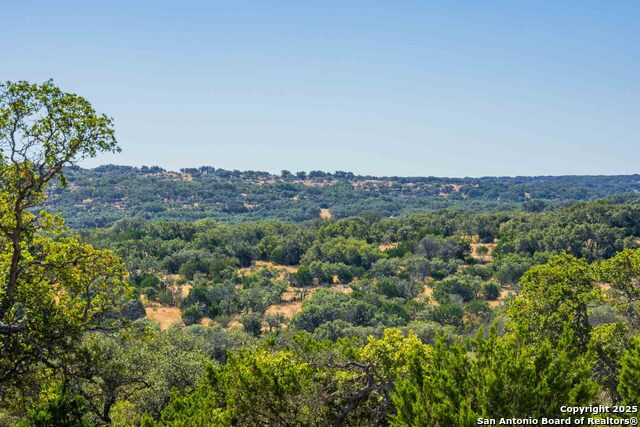 Listing photo id 2 for 852 Sd #24755