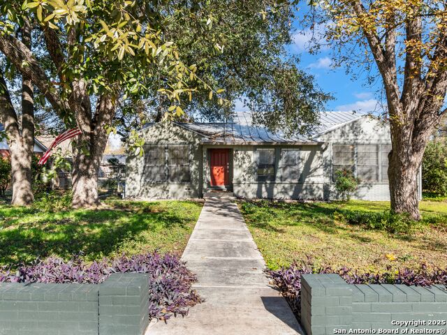 Details for 1939 Lawndale Drive E, San Antonio, TX 78209